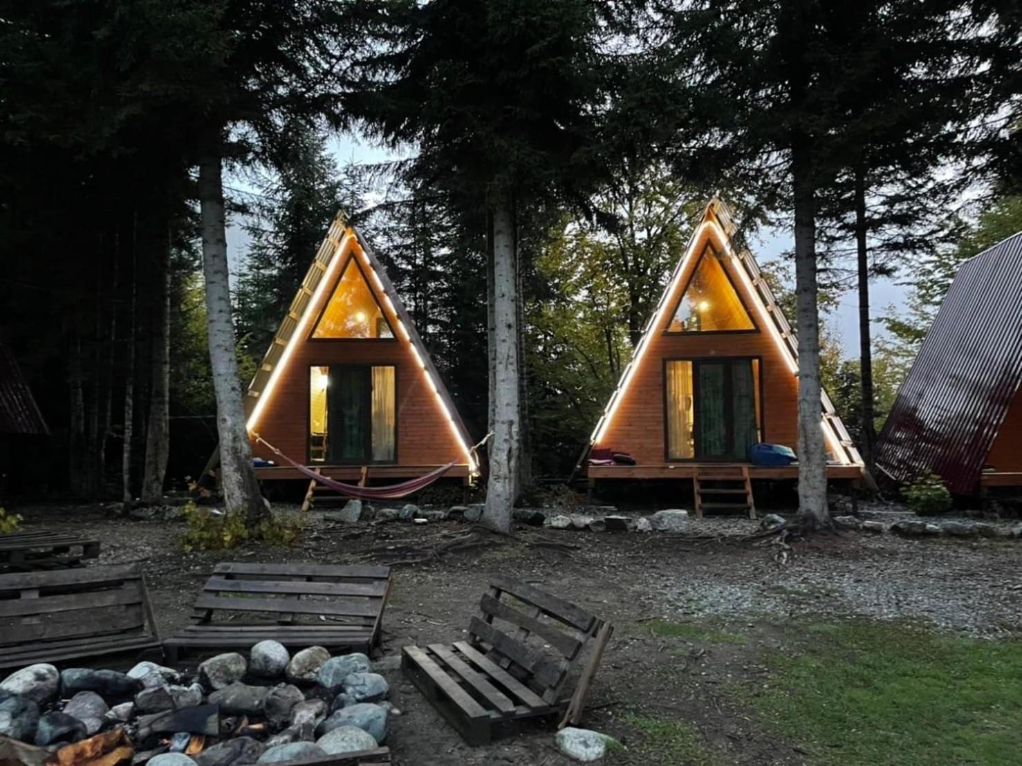 Bude Mestia Cottages Exterior foto